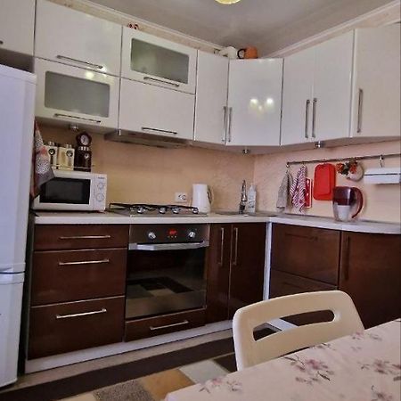 Апартаменты На Советской 39 Petropavl Exteriör bild